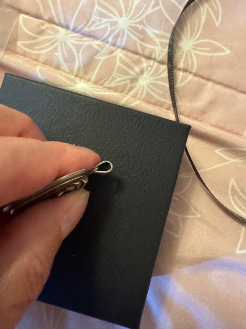 Virgin Mary Pendant Sterling Silver Large - Picture 6 of 10